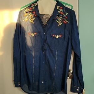 A & A buttoned shirt